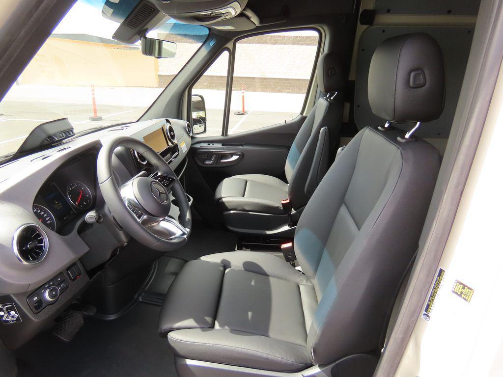 new 2025 Mercedes-Benz Sprinter 2500 car, priced at $69,693