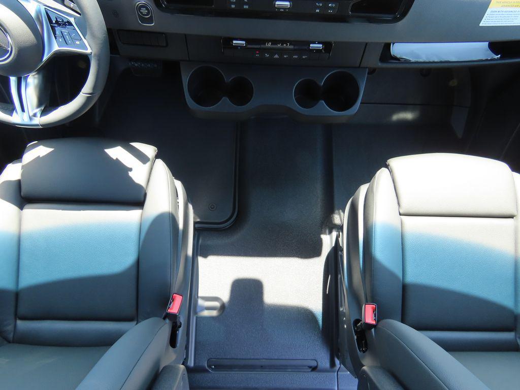 new 2025 Mercedes-Benz Sprinter 2500 car, priced at $79,298