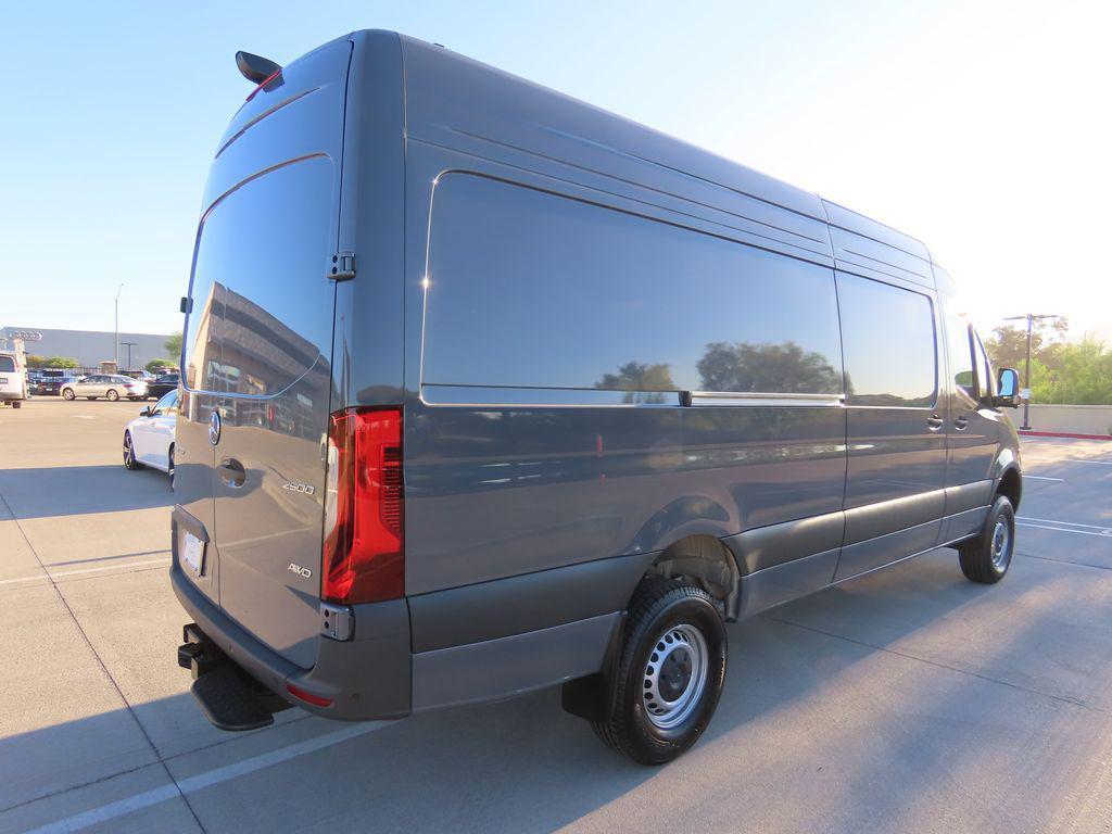 new 2025 Mercedes-Benz Sprinter 2500 car, priced at $83,615