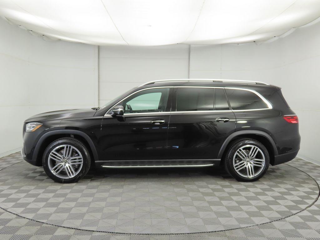 new 2025 Mercedes-Benz GLS 450 car, priced at $92,275