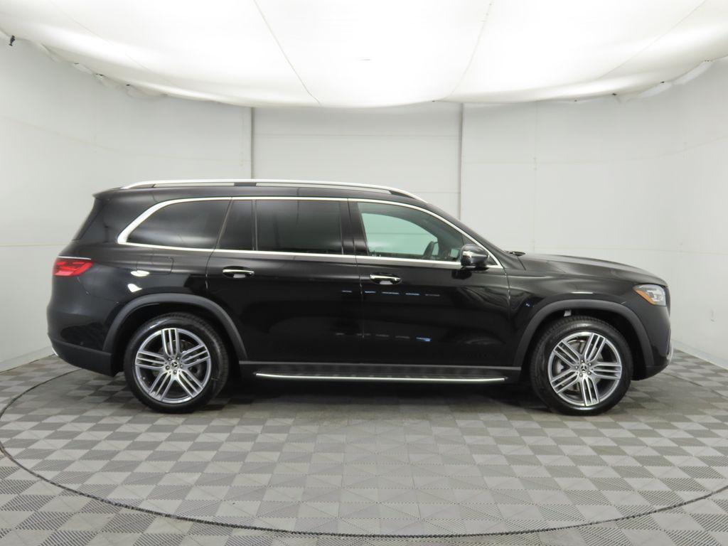 new 2025 Mercedes-Benz GLS 450 car, priced at $92,275