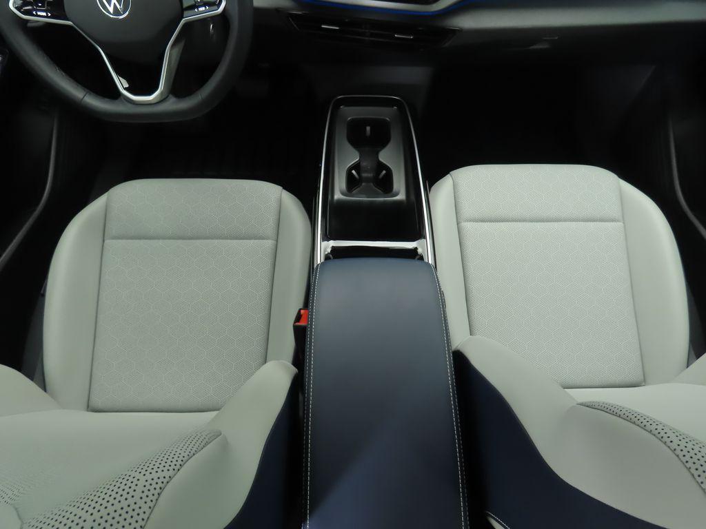 used 2024 Volkswagen ID.4 car, priced at $22,993