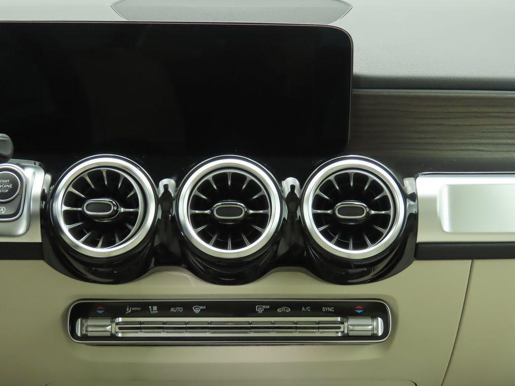 new 2026 Mercedes-Benz GLB 250 car, priced at $53,100