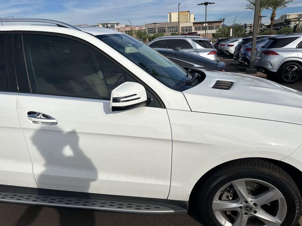 used 2019 Mercedes-Benz GLE 400 car, priced at $25,920