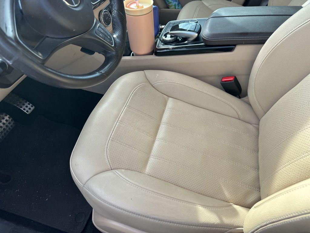 used 2019 Mercedes-Benz GLE 400 car, priced at $25,920