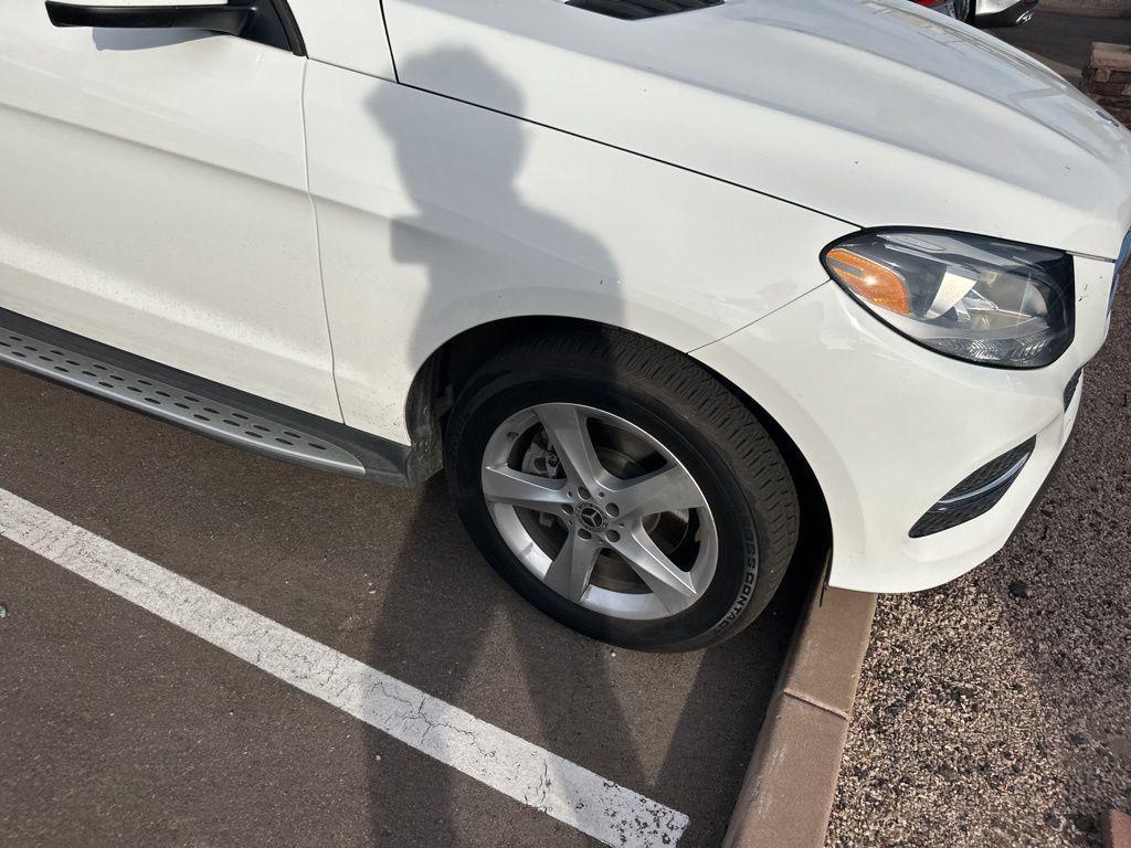 used 2019 Mercedes-Benz GLE 400 car, priced at $25,920