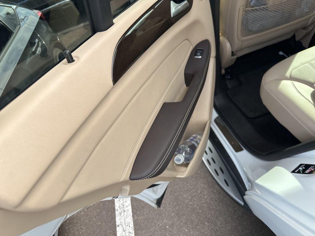 used 2019 Mercedes-Benz GLE 400 car, priced at $25,920