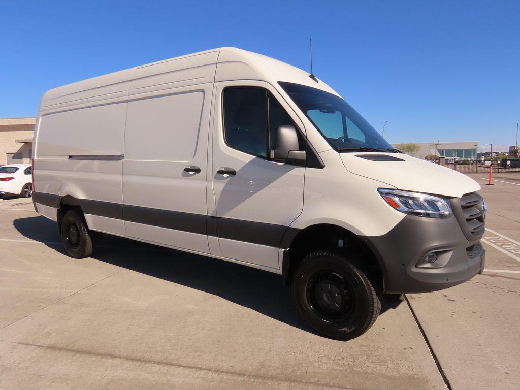 new 2025 Mercedes-Benz Sprinter 2500 car, priced at $83,128