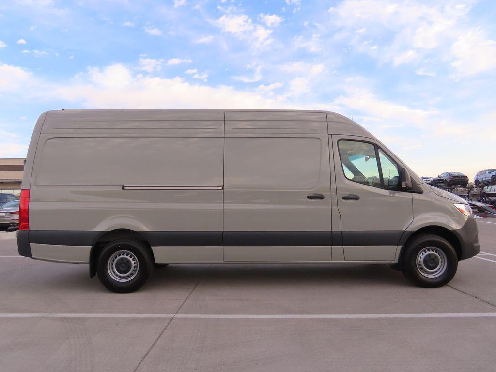 new 2025 Mercedes-Benz Sprinter 2500 car, priced at $83,128