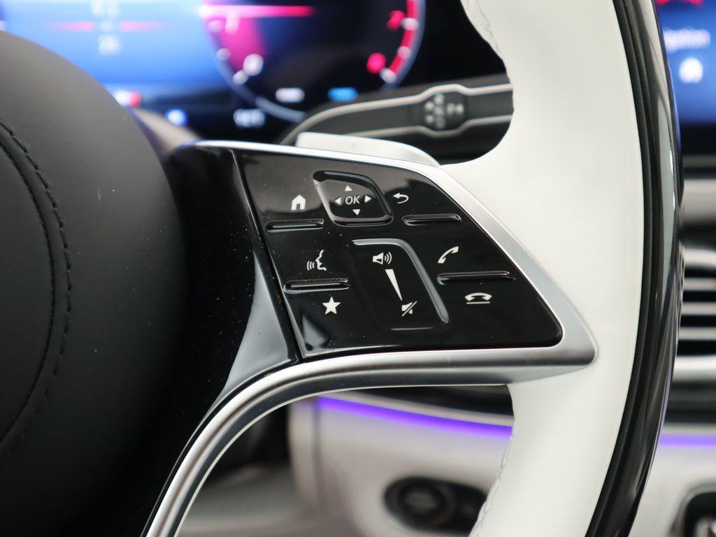 new 2025 Mercedes-Benz Maybach GLS 600 car, priced at $226,150