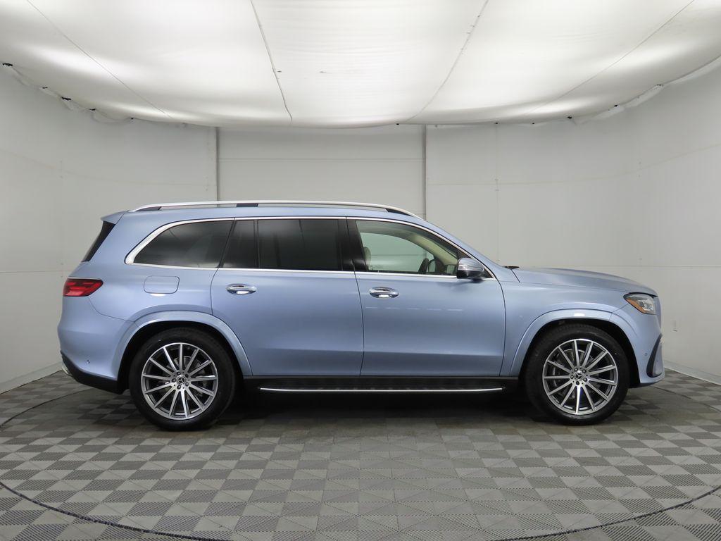 new 2026 Mercedes-Benz GLS 580 car, priced at $138,105