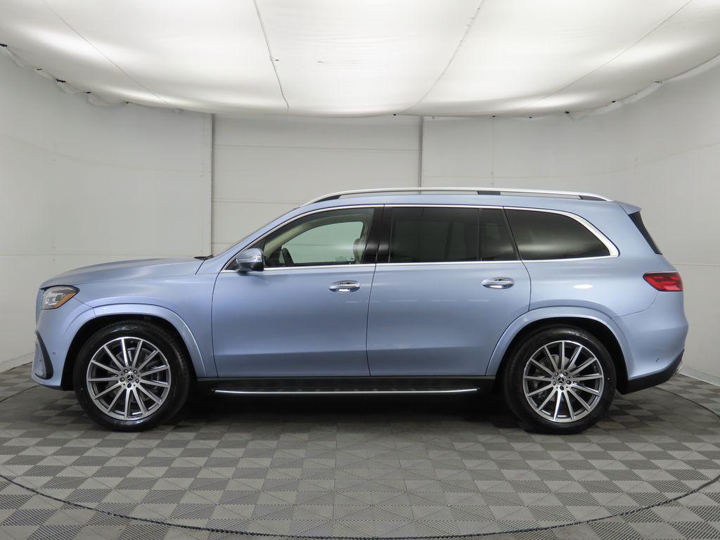 new 2026 Mercedes-Benz GLS 580 car, priced at $138,105