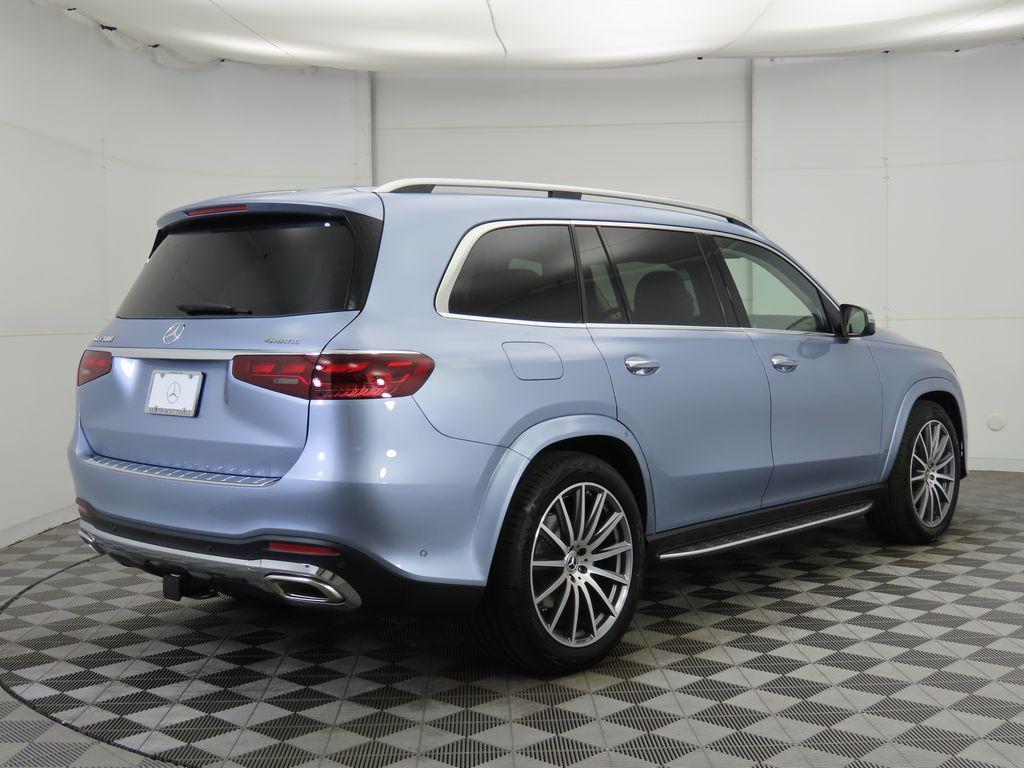 new 2026 Mercedes-Benz GLS 580 car, priced at $138,105