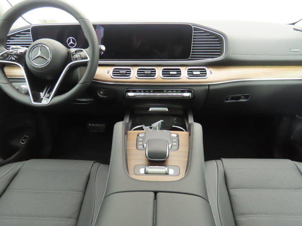 new 2026 Mercedes-Benz GLS 450 car, priced at $99,505