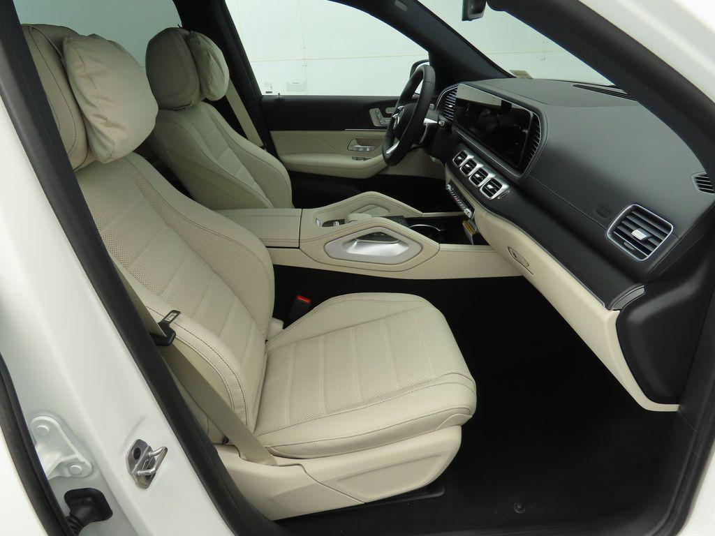 new 2025 Mercedes-Benz GLS 580 car, priced at $117,695