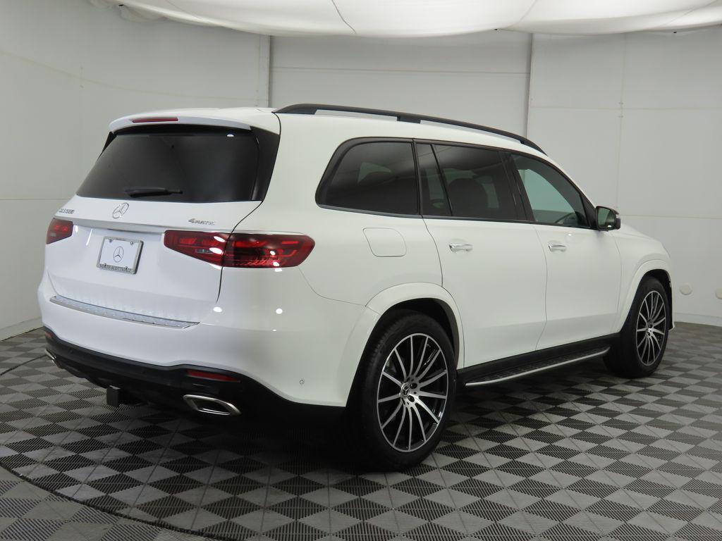 new 2025 Mercedes-Benz GLS 580 car, priced at $117,695