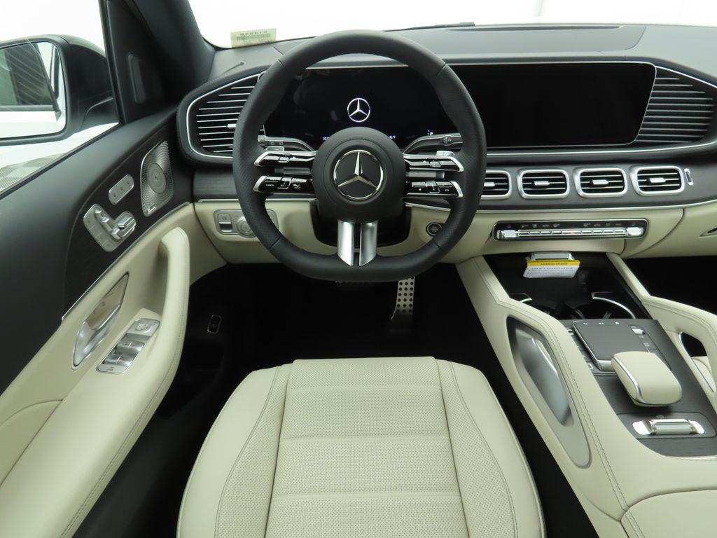 new 2025 Mercedes-Benz GLS 580 car, priced at $117,695