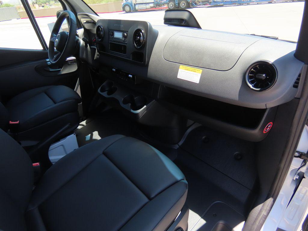 new 2025 Mercedes-Benz Sprinter 2500 car, priced at $62,648