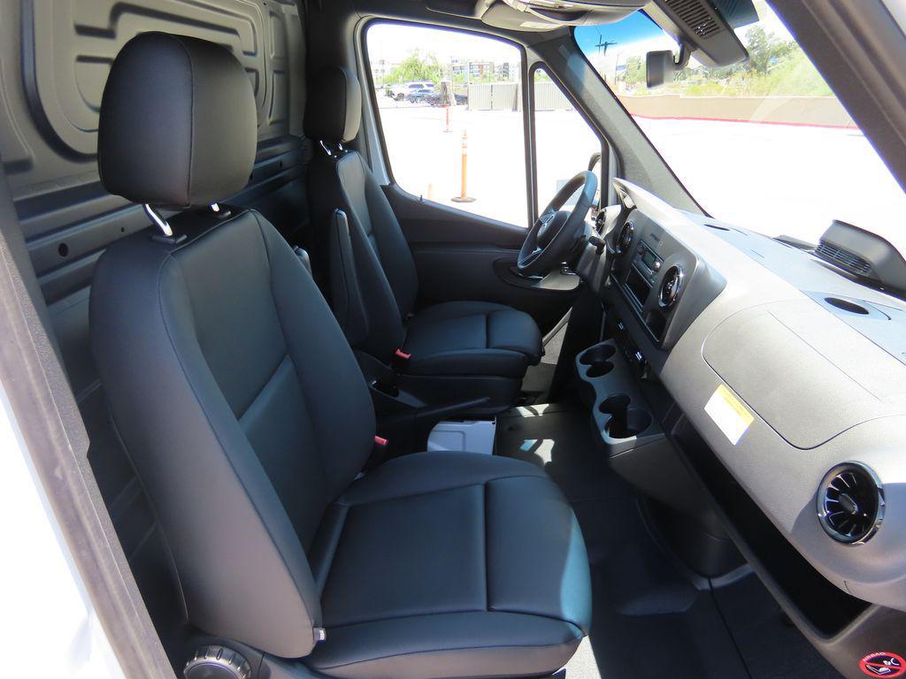 new 2025 Mercedes-Benz Sprinter 2500 car, priced at $62,648