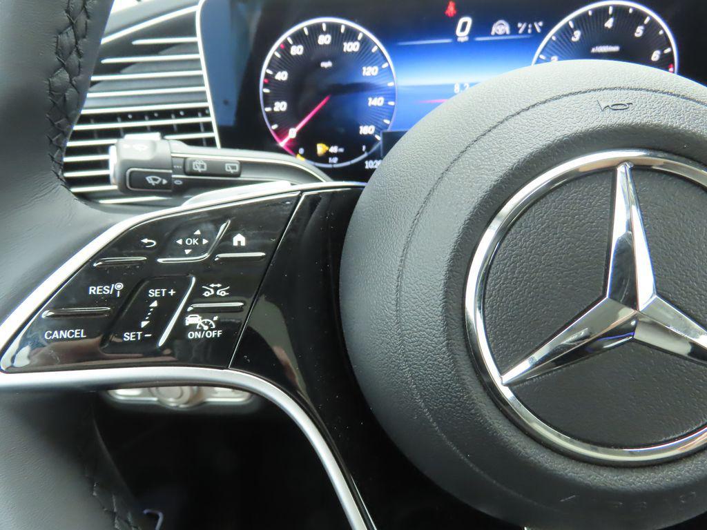 new 2026 Mercedes-Benz GLS 450 car, priced at $94,685