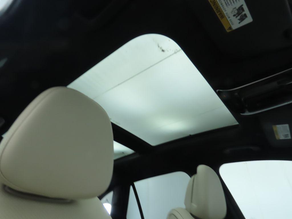 new 2026 Mercedes-Benz GLC 300 car, priced at $61,935