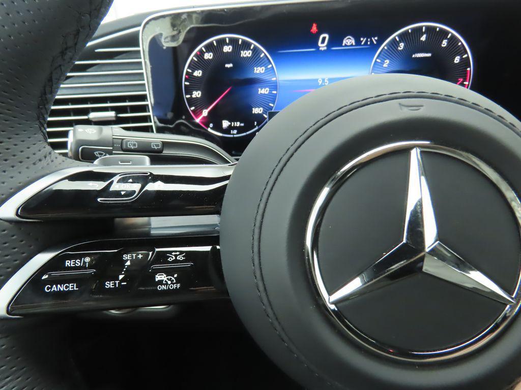 new 2025 Mercedes-Benz GLS 580 car, priced at $117,295