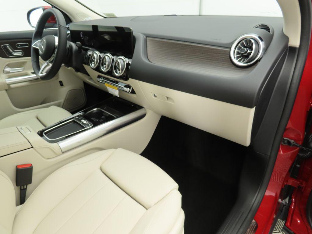 new 2026 Mercedes-Benz GLA 250 car, priced at $50,305