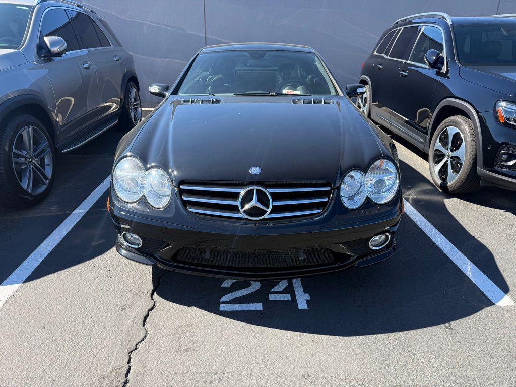 used 2007 Mercedes-Benz SL-Class car, priced at $32,820