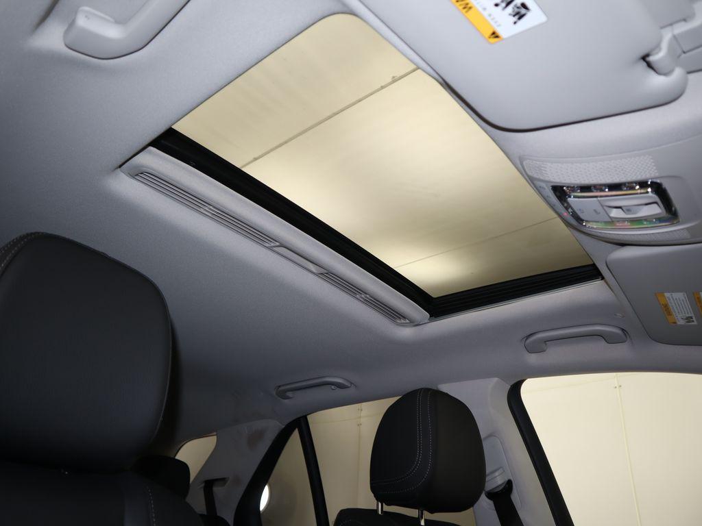 new 2025 Mercedes-Benz GLE 350 car, priced at $69,925