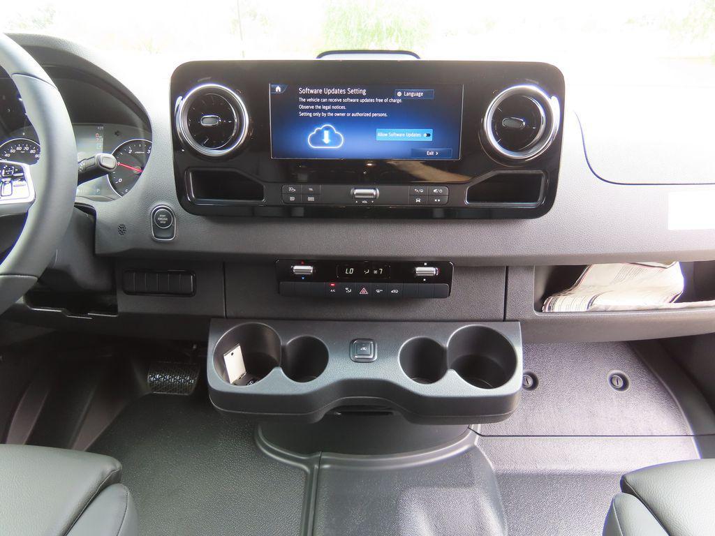 new 2025 Mercedes-Benz Sprinter 2500 car, priced at $78,480