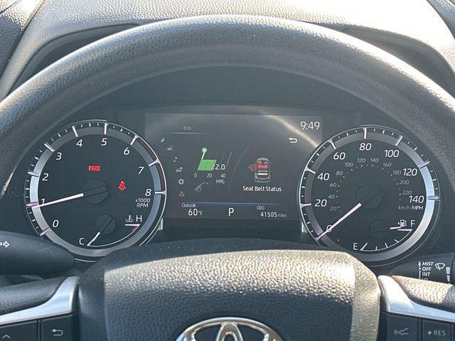 used 2023 Toyota Highlander car, priced at $31,486