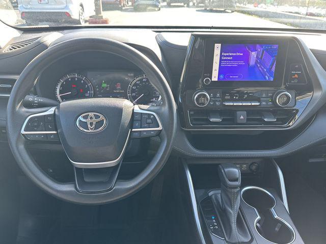 used 2023 Toyota Highlander car, priced at $31,486
