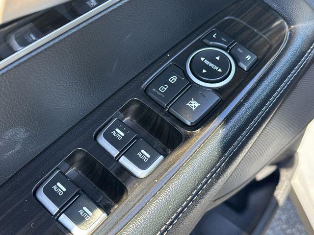 used 2019 Kia Sorento car, priced at $13,031