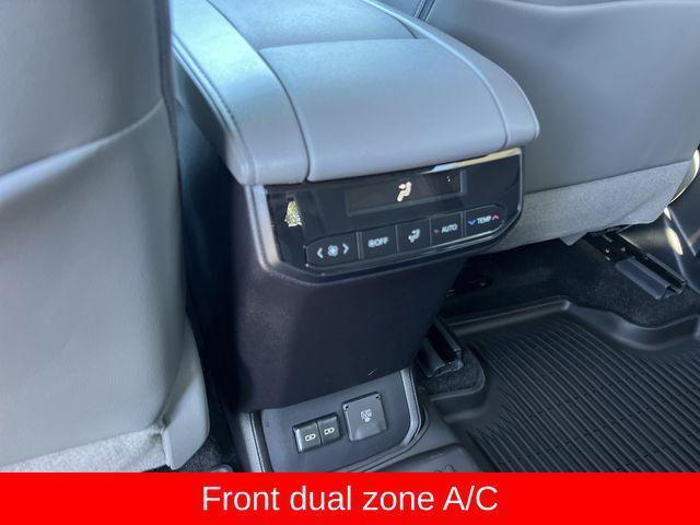 new 2025 Toyota Highlander car, priced at $50,884