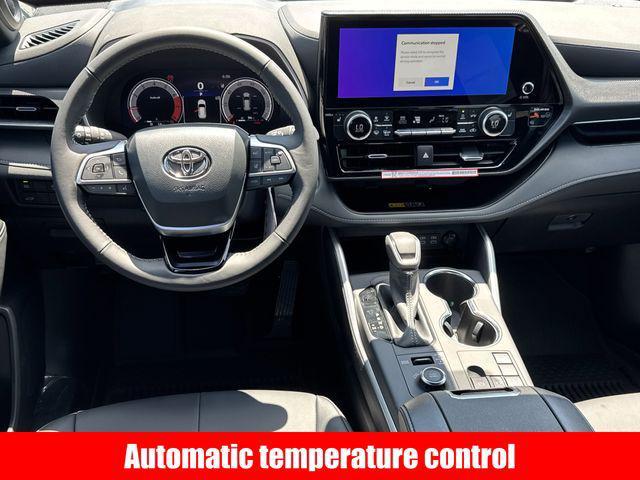 new 2025 Toyota Highlander car, priced at $48,854