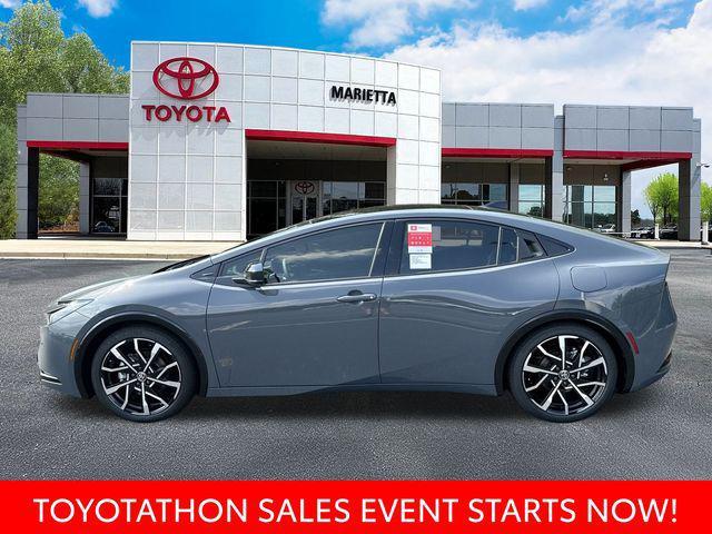 new 2025 Toyota Prius Plug-In Hybrid car, priced at $39,062