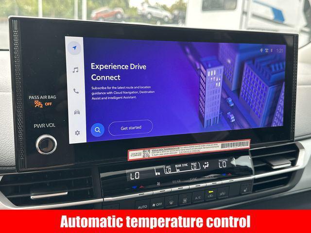 new 2025 Toyota Sienna car, priced at $48,324