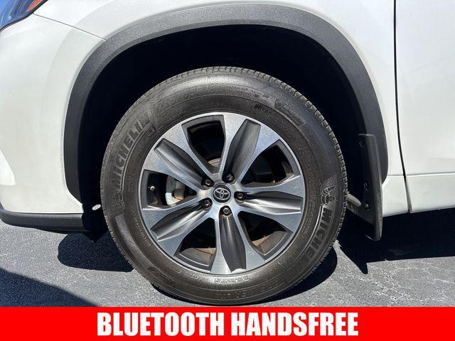 used 2023 Toyota Highlander car, priced at $37,847