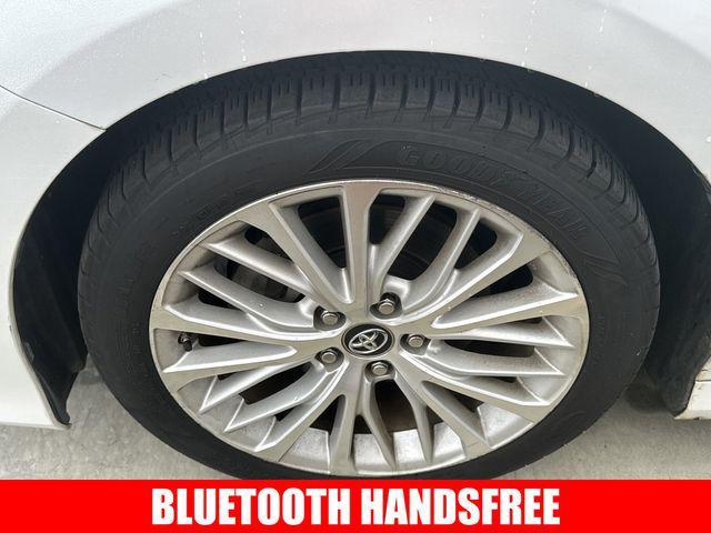 used 2018 Toyota Camry Hybrid car, priced at $21,863
