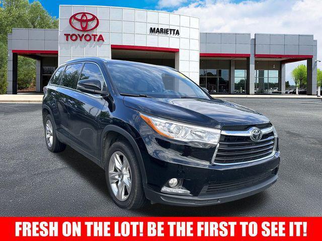used 2016 Toyota Highlander car, priced at $22,997
