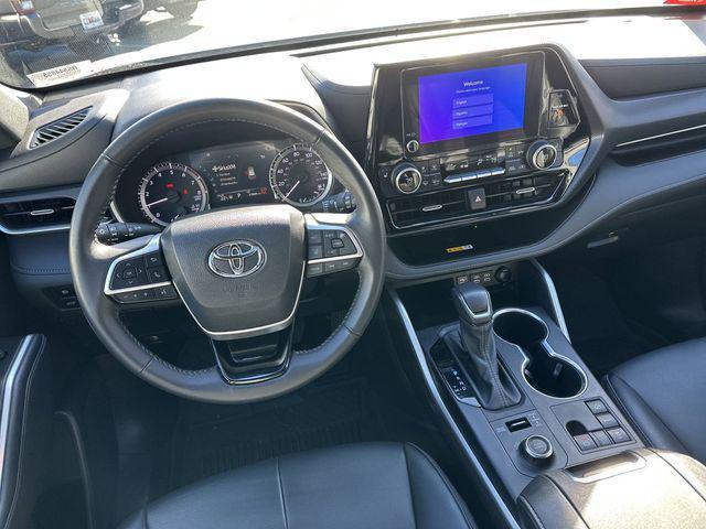 used 2024 Toyota Highlander car, priced at $44,986