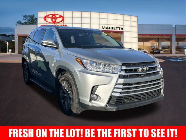 used 2019 Toyota Highlander car, priced at $25,694