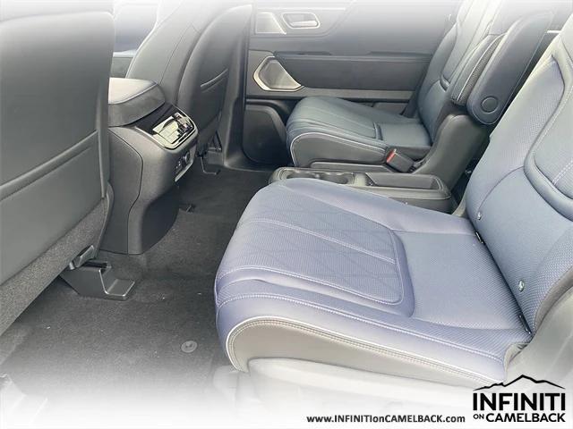 new 2026 INFINITI QX80 car, priced at $118,278