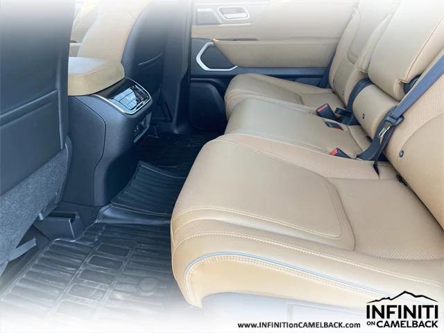 new 2025 INFINITI QX80 car, priced at $90,770