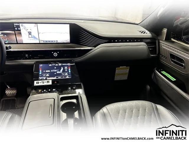 new 2025 INFINITI QX80 car, priced at $108,001