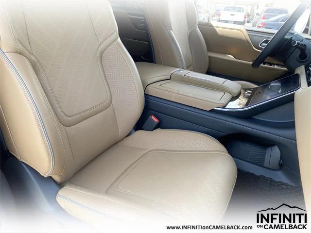 used 2025 INFINITI QX80 car