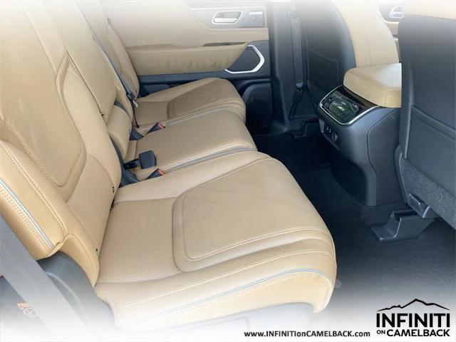 used 2025 INFINITI QX80 car