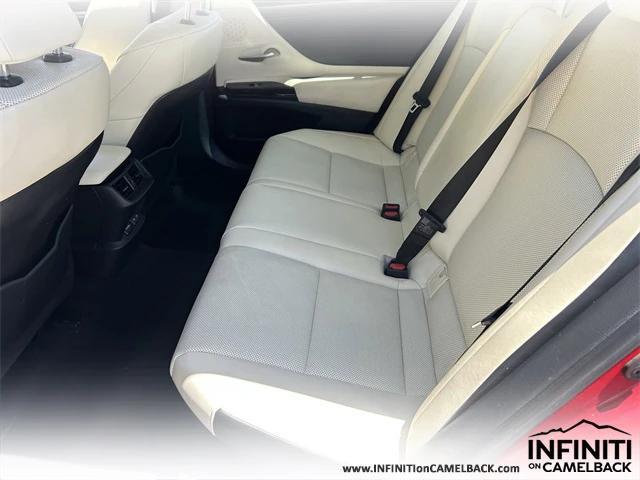 used 2022 Lexus ES 300h car, priced at $36,910