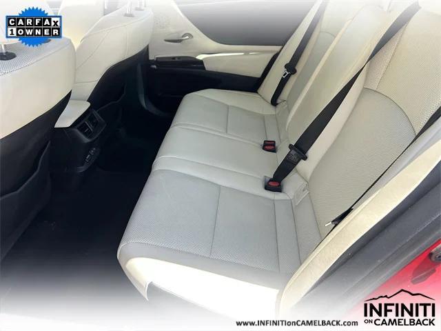 used 2022 Lexus ES 300h car, priced at $35,399