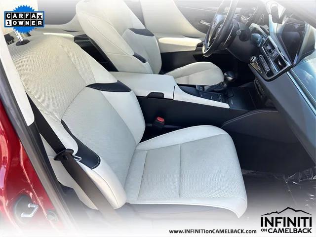 used 2022 Lexus ES 300h car, priced at $35,399